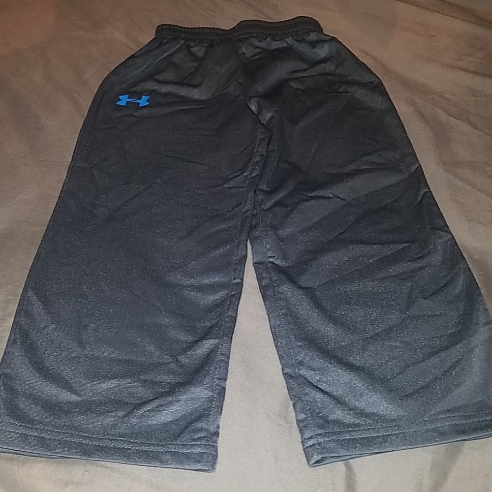 4T UNDER ARMOUR